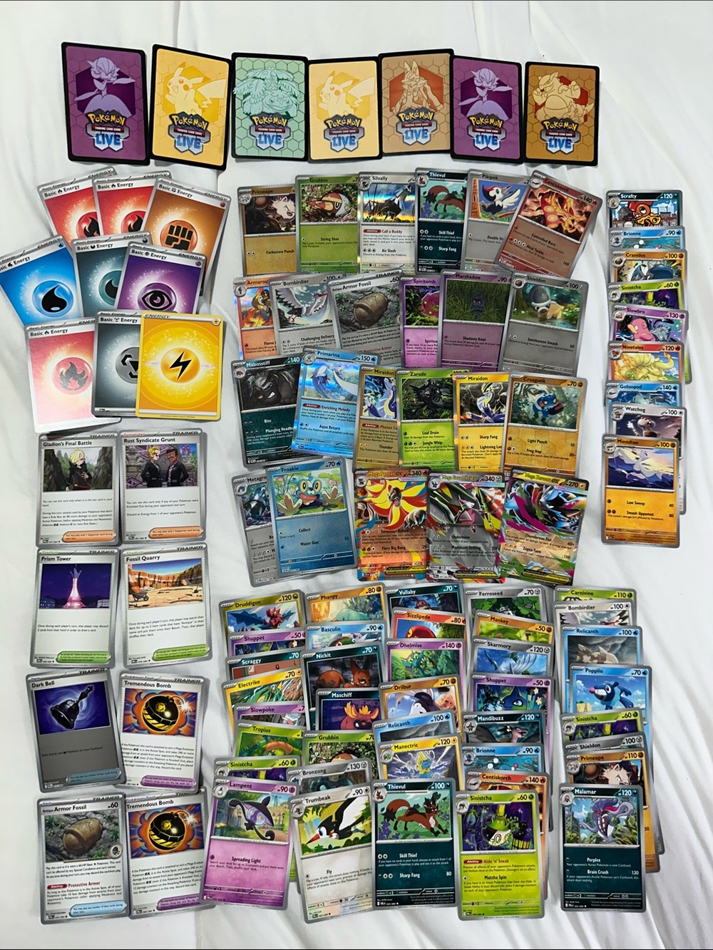 80+ Pokémon Cards - Assorted Lot